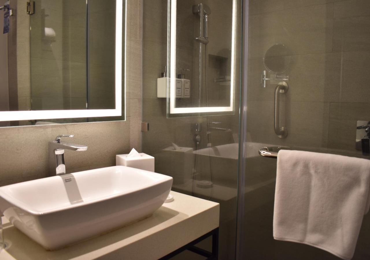 Park Inn By Radisson Bacolod Ngoại thất bức ảnh