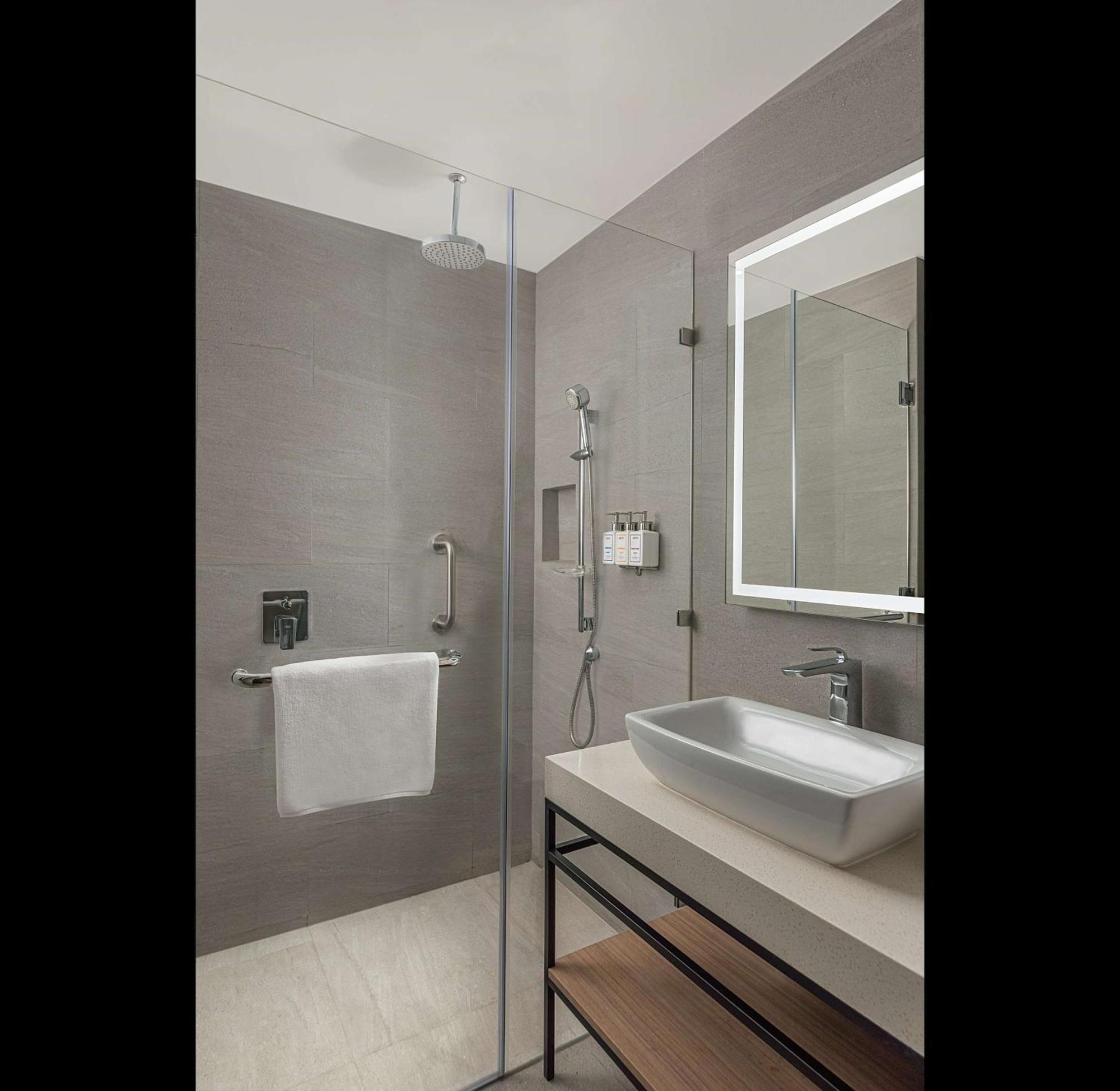 Park Inn By Radisson Bacolod Ngoại thất bức ảnh